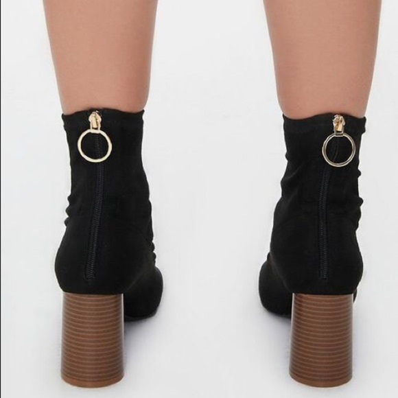 FOREVER 21 Block Heel Sock Black Booties Size 6 - Picture 2 of 13